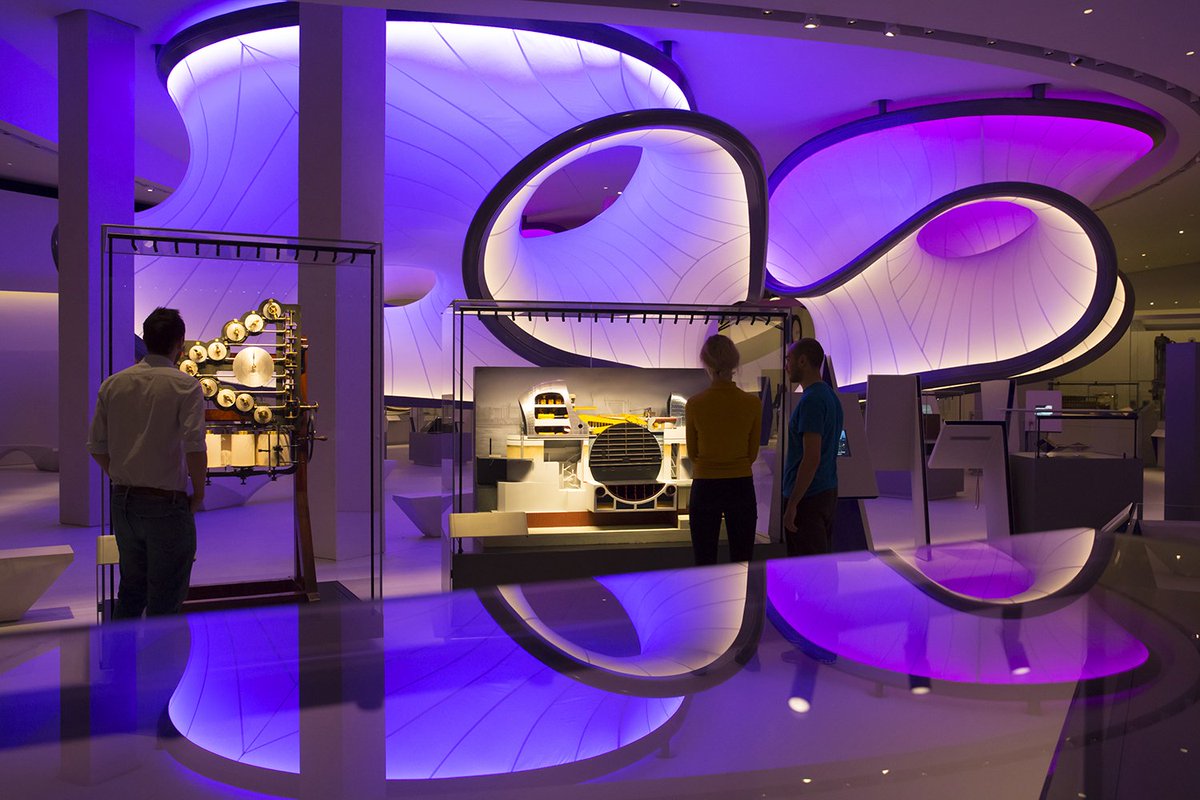 sciencemuseum's tweet image. Renowned architect, Dame Zaha Hadid, was born #OTD in 1950. Hadid trained in mathematics before studying architecture & designed our new Mathematics Gallery in 2016. The layout represents airflow around the Handley Page aircraft suspended at its centre bit.ly/2RlDn8a
