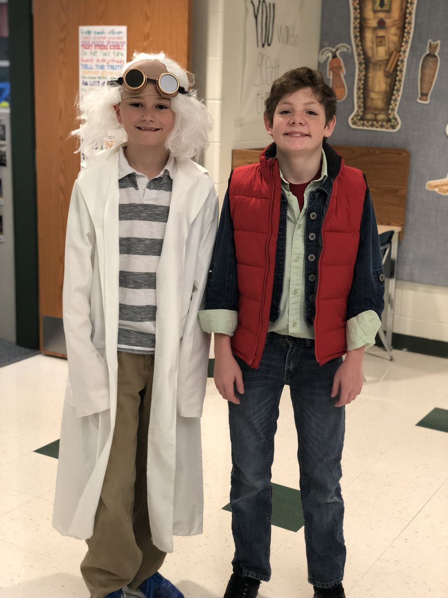 Showing their spirit. Stepping back in time! #WeAreWildwood