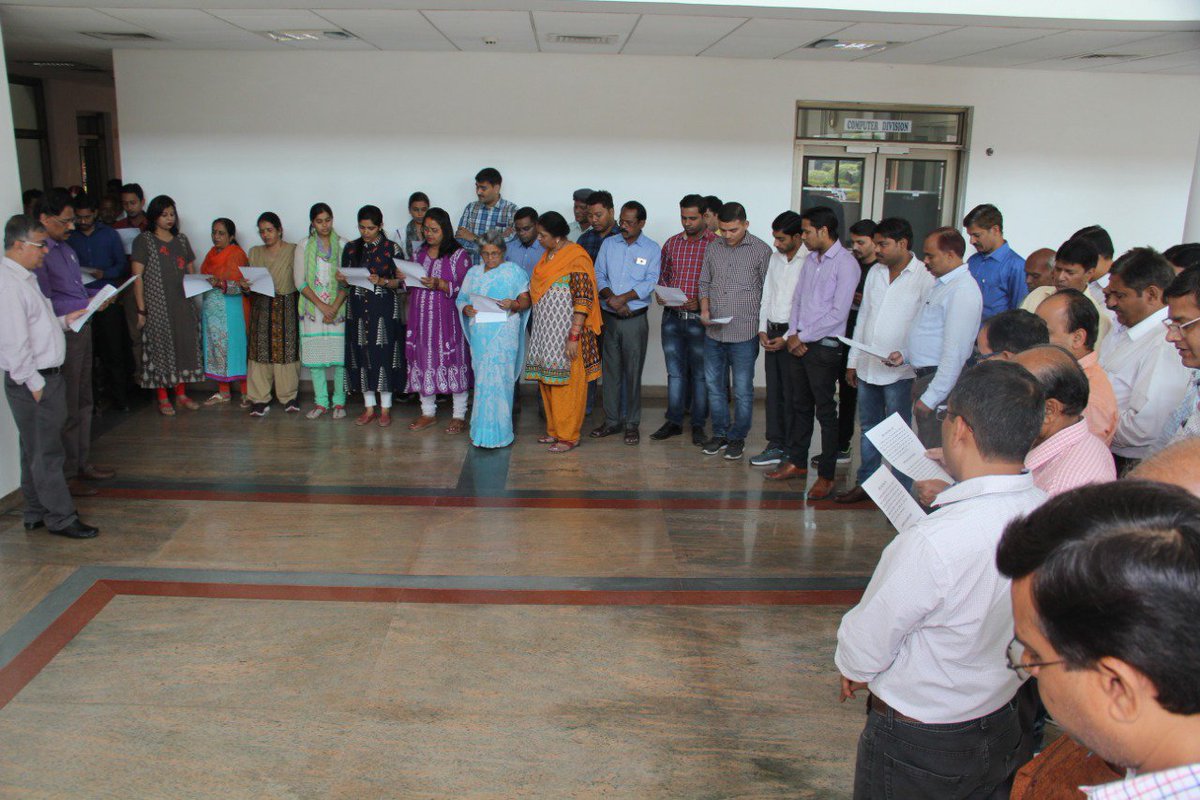 CSIR_CDRI's tweet image. @CSIR_CDRI #celebrated #rashtriyaektadiwas by taking #PledgeforUnity
@CSIR_IND @PMOIndia @drharshvardhan @PIB_India @DBTIndia @IndiaDST @ICMRDELHI @DDNewsLive