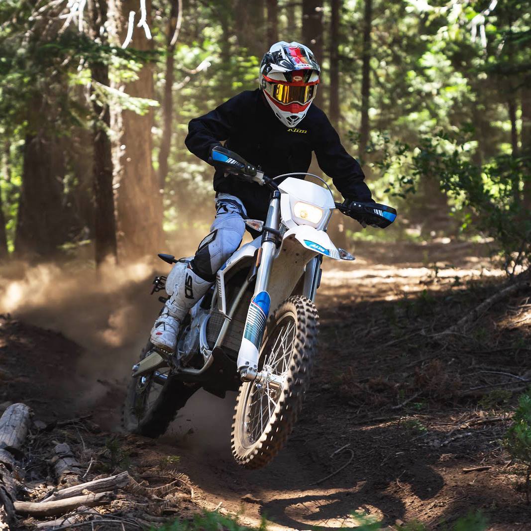 ElectricLifeInt's tweet photo. Bring your trail riding alive with #ALTA. You will love it so much you wont want to ever stop.

https://t.co/UsZ5jucCNc | info@electriclife.co.za https://t.co/MugV0HHXxh