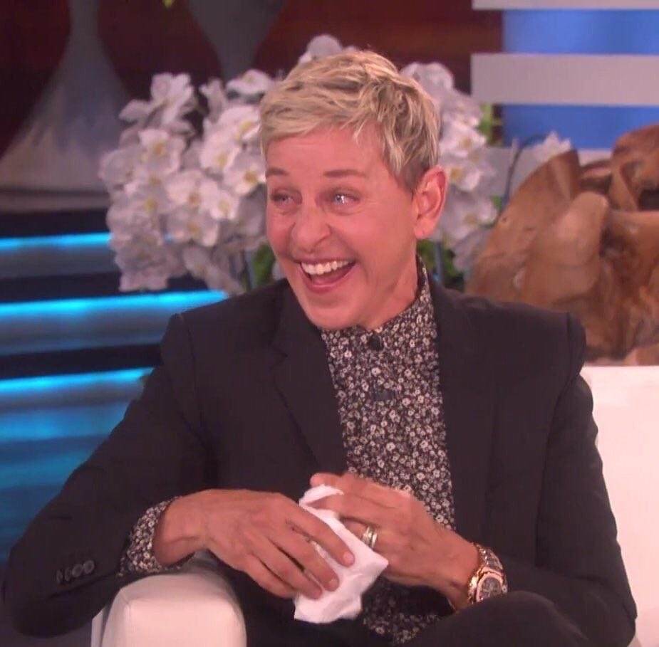 isalwayslarry's tweet image. *Louis in 2015* :

"We will back in 18 months"

*All directioners now, in 2018* :