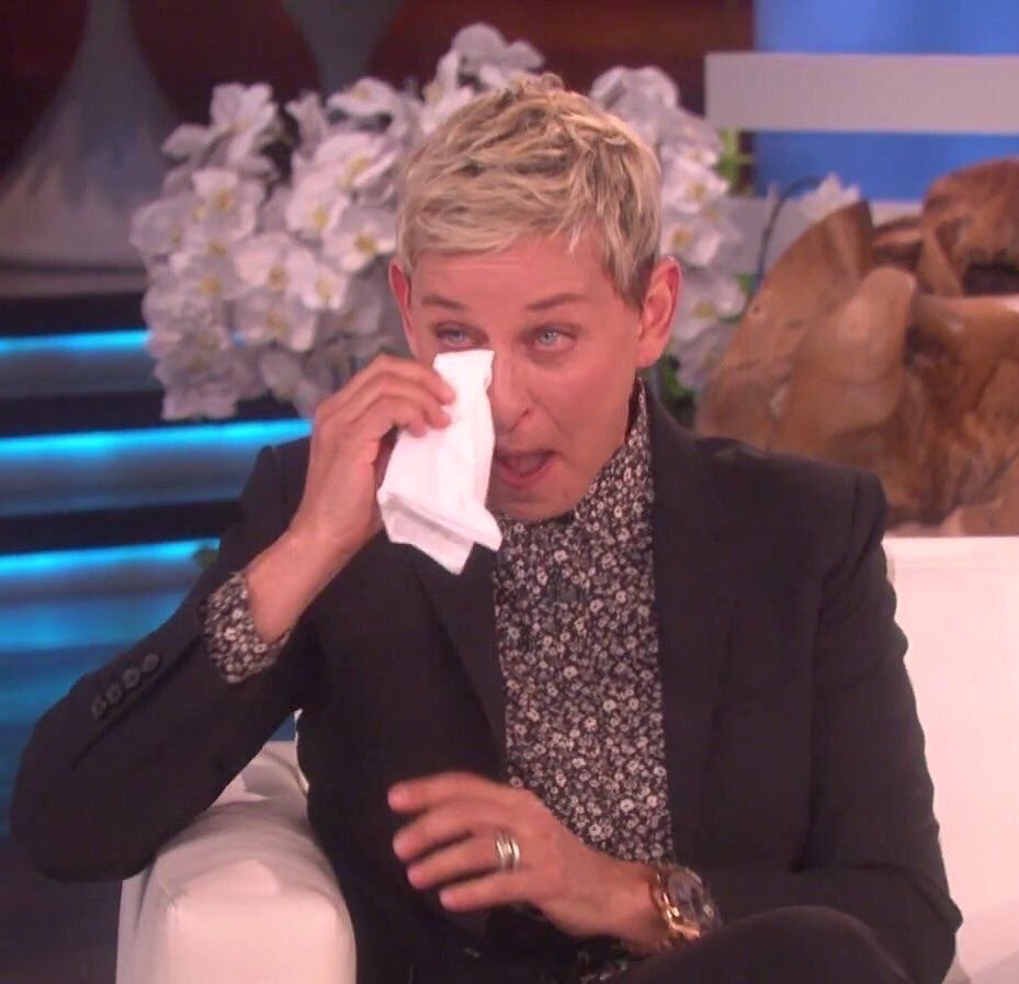 isalwayslarry's tweet image. *Louis in 2015* :

"We will back in 18 months"

*All directioners now, in 2018* :