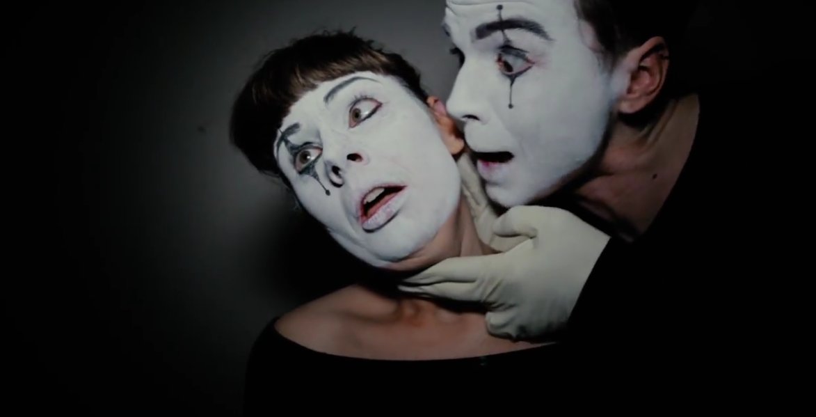 lmeworldwide's tweet photo. HAPPY HALLOWEEN! Perfect day to premiere @Renmakesmusic video on @ClashMagazine Check it out, we think it's #Spooktacular 👻   https://t.co/Utp0wMO9O5  #scary #Halloween https://t.co/Dz19Sqb42q