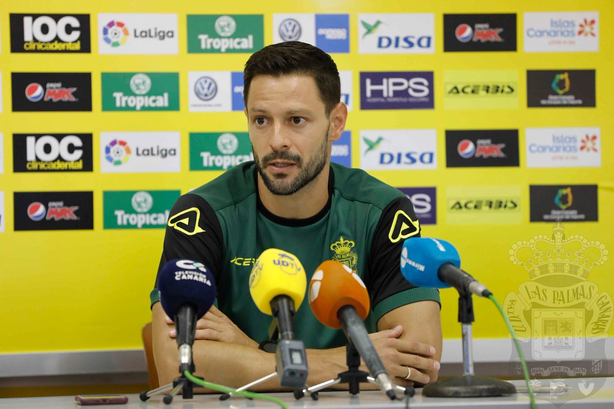 Alberto de la Bella, en sala de prensa (Foto: UDLP).