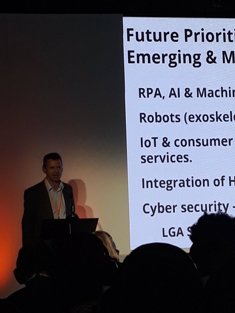 RobMcNallyUK's tweet image. Thought provoking presentation from @geoffconnell here #digitech18 interesting thoughts on IT strategy and RPA, IoT and integration with health / social care