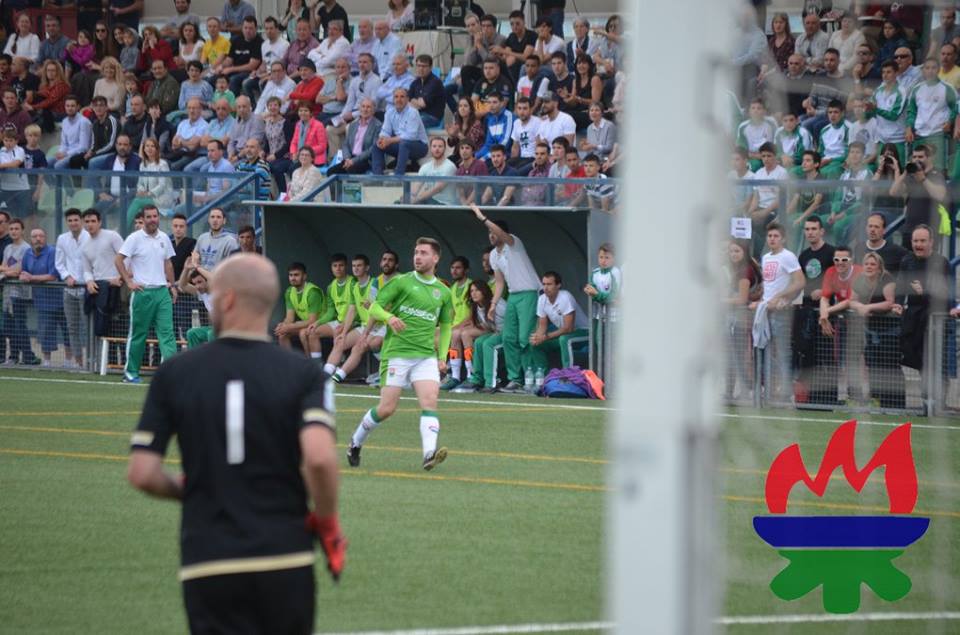 ⚽️💚 El Tercera de fútbol visita Villava en el día de Todos los Santos

🔗 adsj-dke.com/el-tercera-de-…