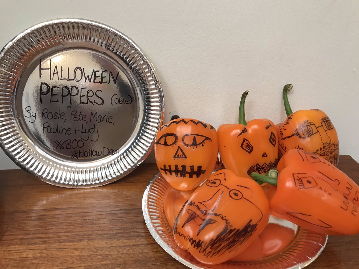 DeanCloseVenues's tweet photo. Have you ever heard of the ‘Halloween Pepper’ neither had we 😂🎃 #DCHQ got decorating at lunch time today! #HallowDean #Competition #LunchTimeFun https://t.co/aczH21NqdD