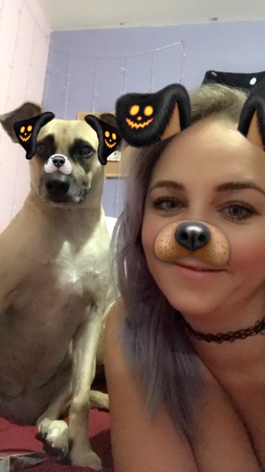 Happy Halloween from me and Tica ❤️ https://t.co/i4T7BiZ0gC<a href="/tag/onmfc"class="tags"><span>#onmfc</span></a>