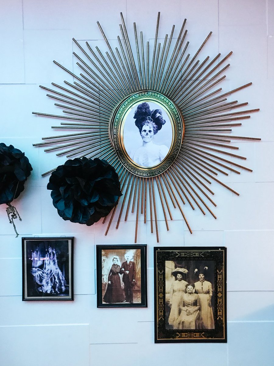 Decorar para Halloween es super fácil si te buscas los mejores aliados como Canon PIXMA y Creative Park, el servicio gratuito de <a href="/CanonEspana/">Canon España</a> para poder descargarte y hacer manualidades en 3D. y esta ha sido mas terrorífica que nunca wp.me/p5yVCF-4EC #CreativePark #PIXMA