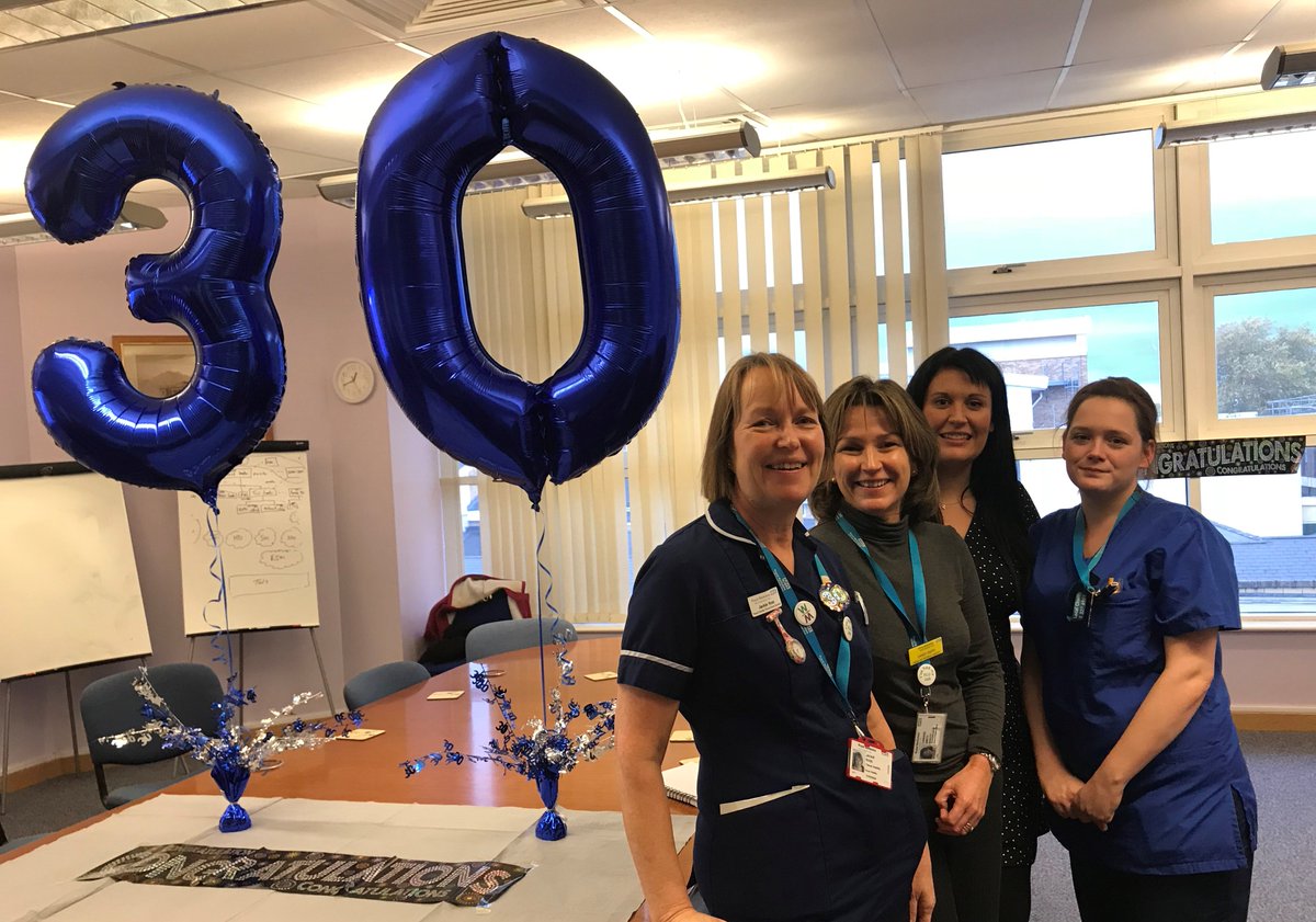 RBNHSFT's tweet photo. Colleagues across the Trust joined Jackie Ross to celebrate her 30th year working as a nurse @RBNHSFT across Orthopaedics, Practice Development &amp; @RBFT_TVService. Congratulations Jackie &amp; thank you for all your #outstanding work. @CEO_RoyalBerks @TeamRBHNHS @Slidesheet_Sid https://t.co/QZl2olusub