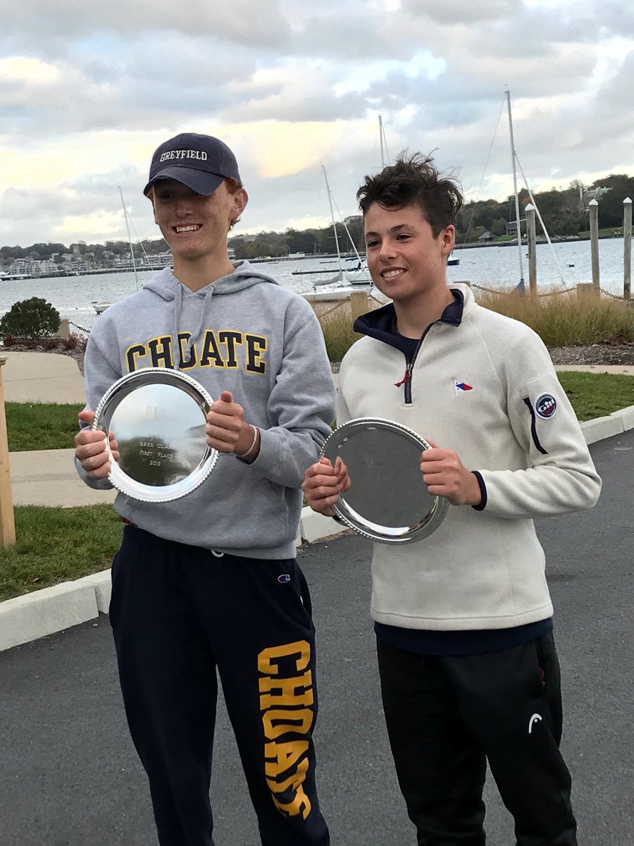 ChoateAthletics's tweet photo. Congratulations to Tommy Styron’20 as he skippered to 1st place this weekend in the 29er class at @SailNewport Halloween Howl Regatta - Conditions were extreme sailing in 47 degrees with over 18knts of breeze 💨🌧 #gochoate #choatesailing https://t.co/BUzKHjs4W9