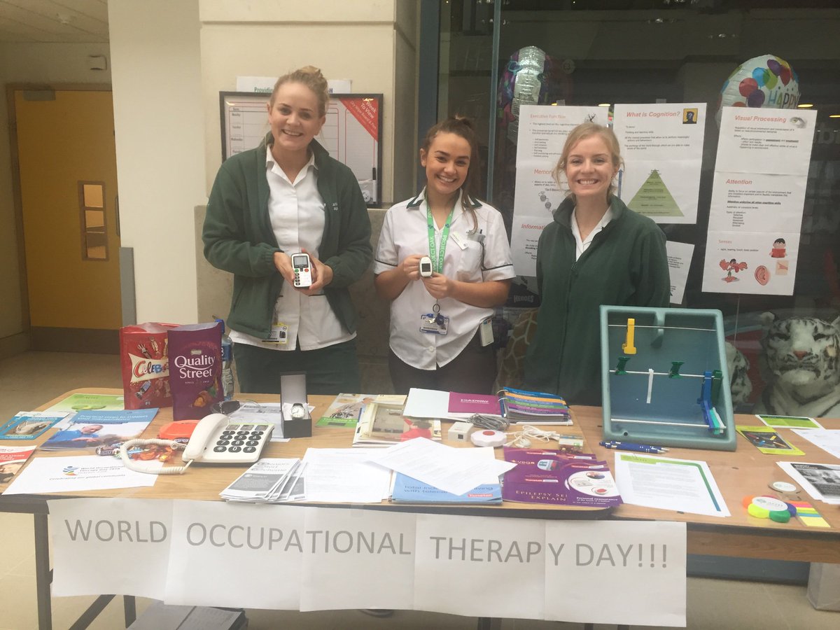 Celebrating world OT day 😊 #SJHOT #SCOPe_hscps @SJH @AOTInews #promotingindependence #withOTyoucan #teamgreen