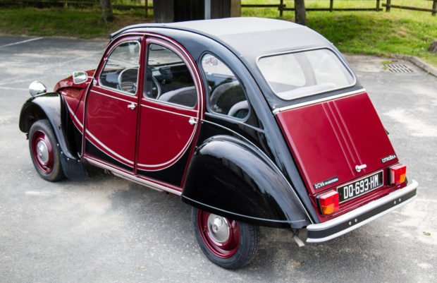 Customs_Classic's tweet image. BaT Auction: 1983 Citroen 2CV Charleston This Citroen 2CV Charleston was refurbished in France over a period of two years prior to its purchase by the seller and importation to Ohio. The work reportedly included anoriginal-colorrepaint,installation o bit.ly/2xHIMiJ