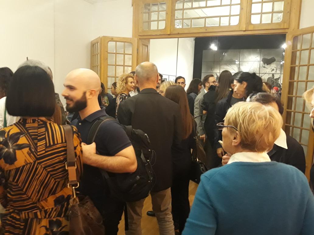 IICBelgrado's tweet photo. Grande successo della mostra #HomoInterior @IICBelgrado #DraganZdravkovic #NicolaSamori #RadenkoMilak #GiornateDelContemporaneo #ContemporaryArt https://t.co/YHhJKn9kuG