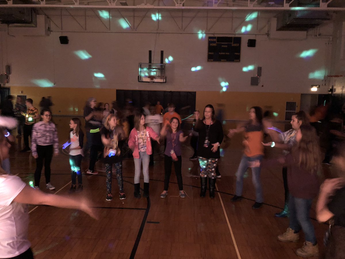MrFreestone56's tweet photo. Mrs. Duncan and Mrs. Dunn teaching the Macarena at the 6th grade Halloween rewards dance. https://t.co/h9p5IbMzhD