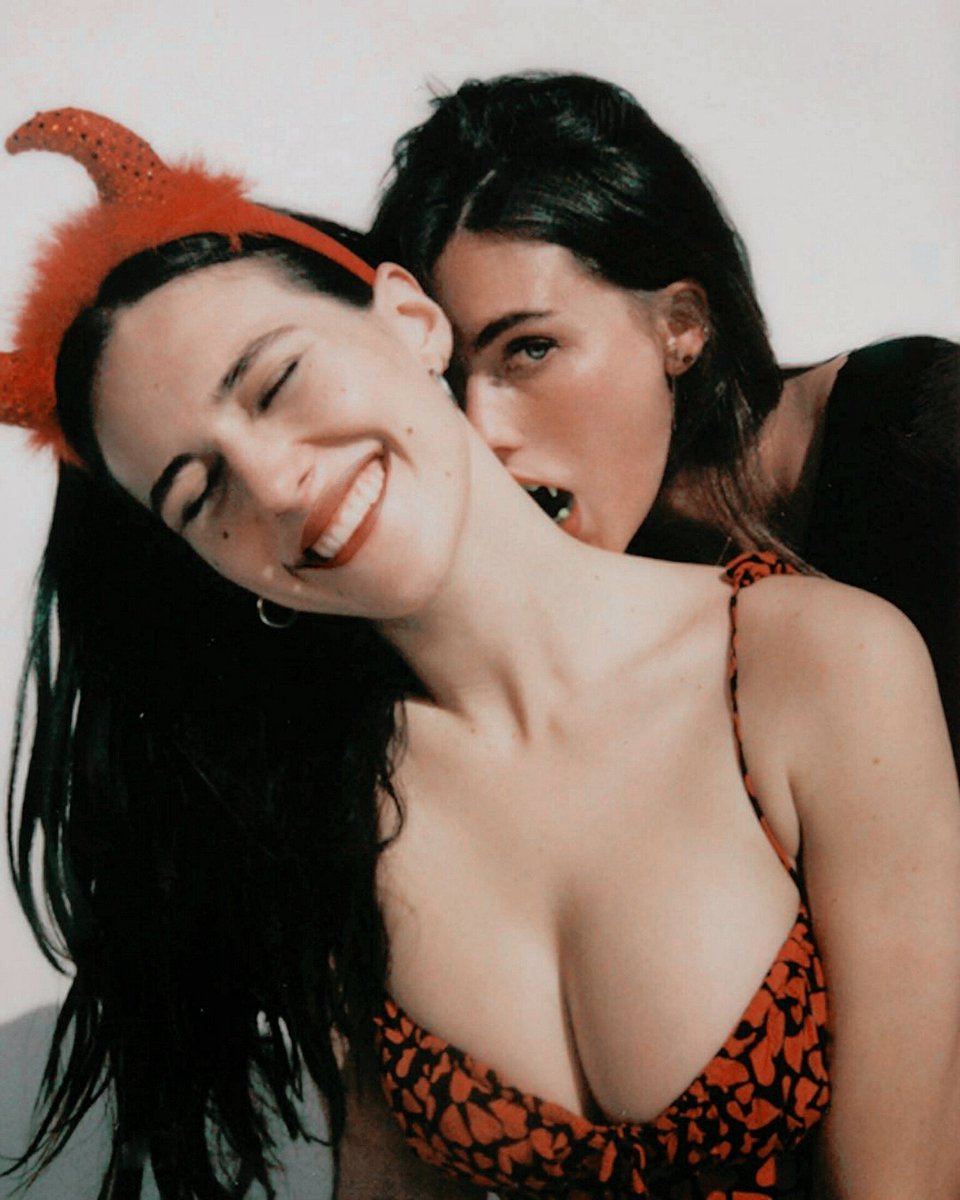 ㅤㅤㅤㅤㅤㅤSatan is a woman.