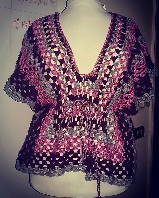 imakecrafts1's tweet photo. #crochet #blouse #purple #gray #winter #handmade #handcrafted #imakecrafts #كروشية #اعمال_يدوية #شتاء #بنفسجي #رمادى https://t.co/2Tr216IRkK https://t.co/TRdIJwT9VN