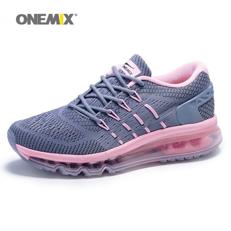 AlexJaffreys's tweet photo. The Sexiest #sneakers that will #kicks Ass any time. Amazing Seasonal #discount on all #shoes and https://t.co/CJ1Agb8BAi https://t.co/iopxaLmMex