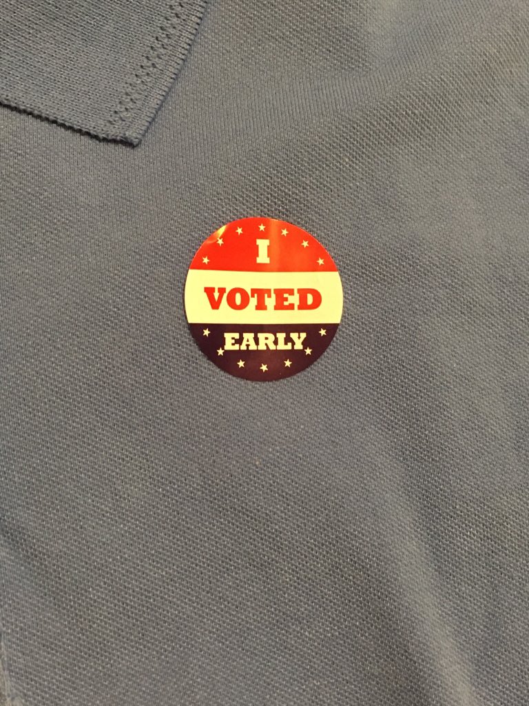 shadylady1976's tweet photo. Just VOTED in Deland FL. Good crowd, lots of folks wearing BLUE! @CarolForFlorida @melforsenate14 @AndrewGillum #BlueWaveComing https://t.co/LRejwFCZjM