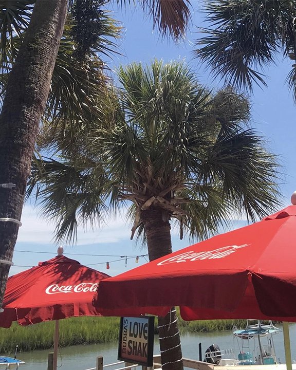 [Repost] Take this view in!
#bubbasloveshak #food #drinks #happyhour #yummy #murrellsinlet #marshwalk