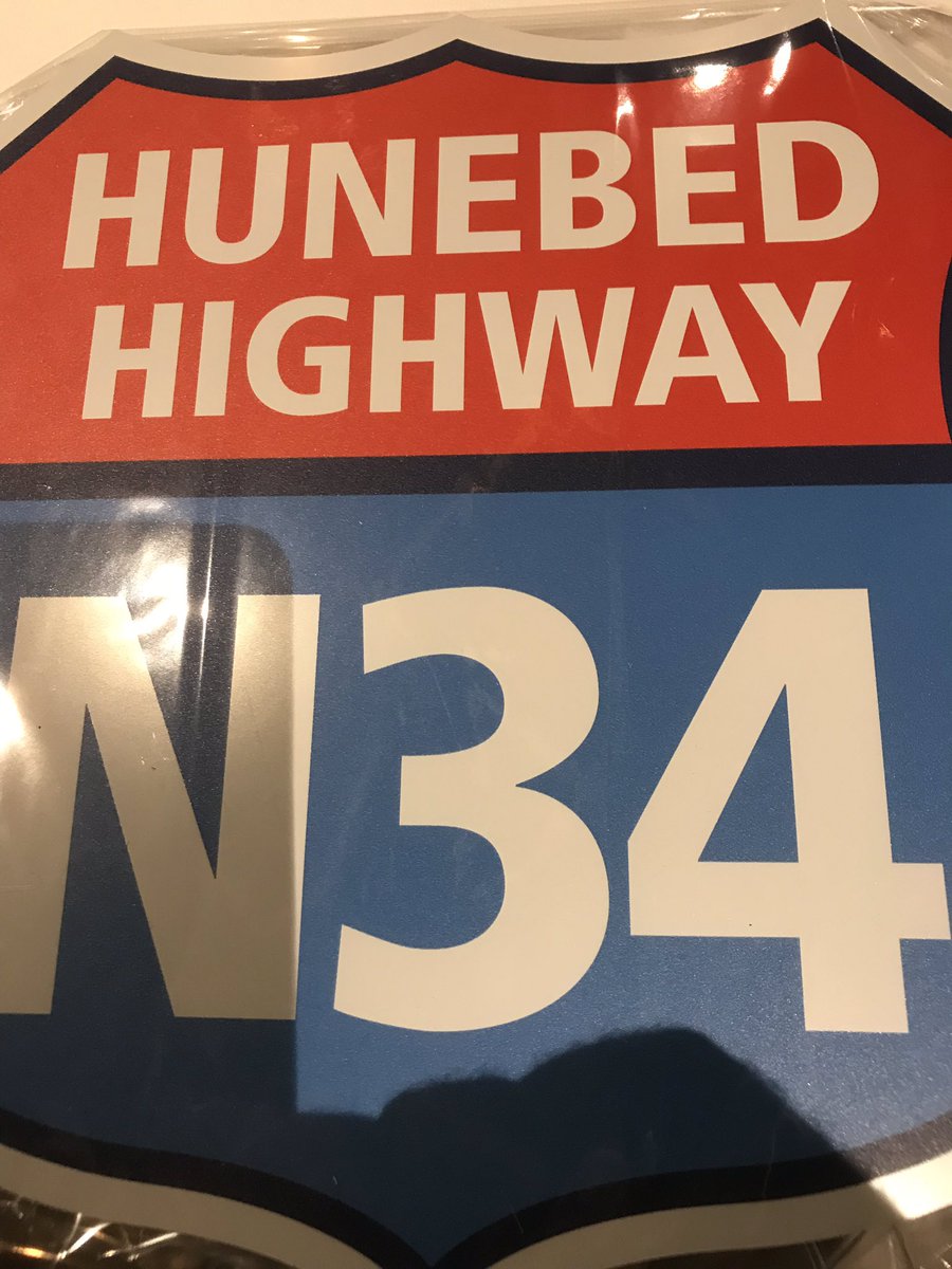 evoosterhout's tweet photo. Bijeenkomst Businessclub @hunebedhighway aan elkaar gepraat : mooie opbrengst van ideeen om de club meer inhoud te geven.  De N34 als ruggengraat van een prachtig toeristisch gebied. https://t.co/hmWbCrL8na