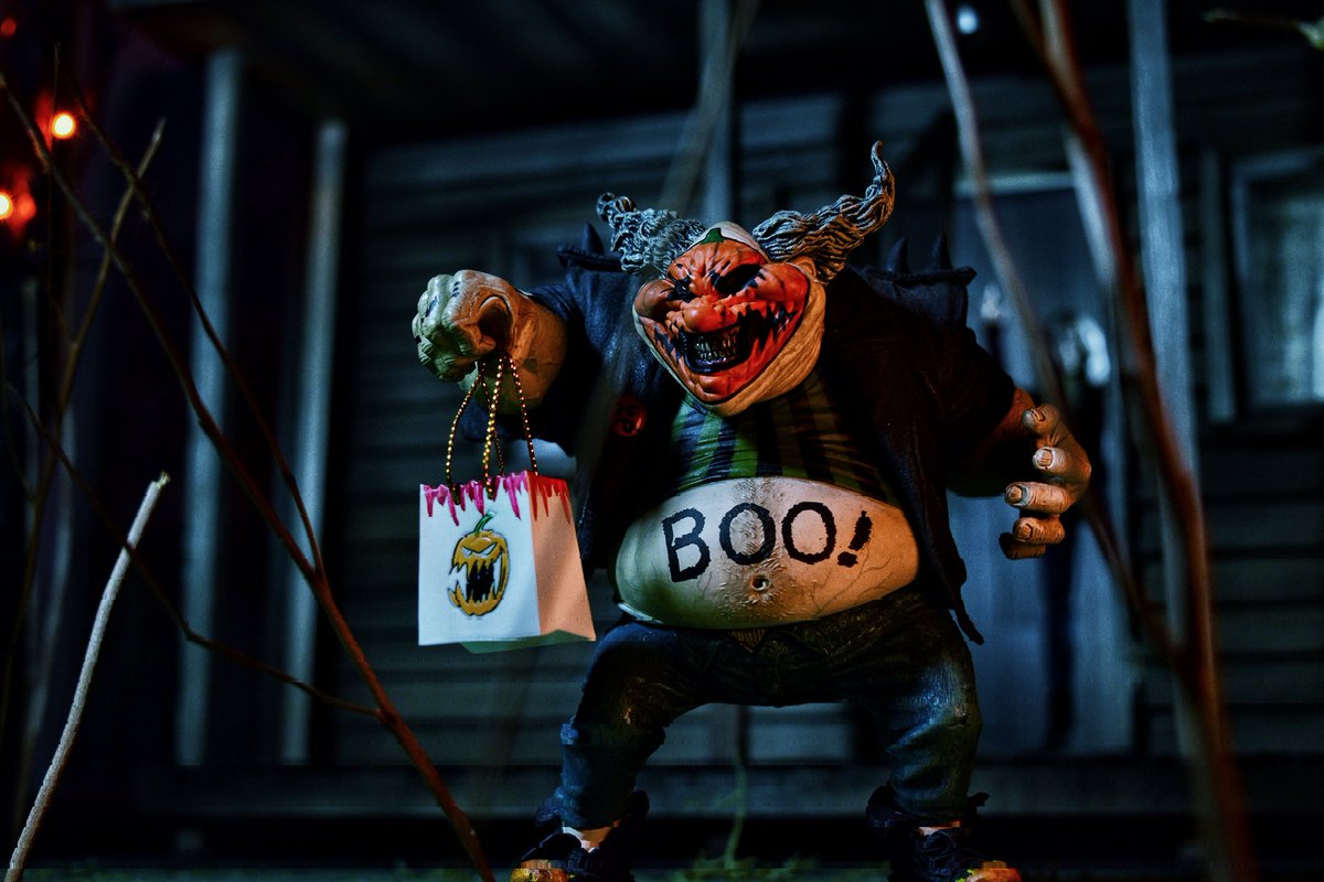 BobJoint814's tweet photo. "I've got more tricks than a hooker!" #clown #spawn #HALLOWEEN #toyark #toyrevolution #toyartistry #figure_photography #toynetwork #acba #articulatedcomicbookart #acbafam #acbacrew #acbaglobal #wethemboys #epictoyart https://t.co/ApQXEStaXl