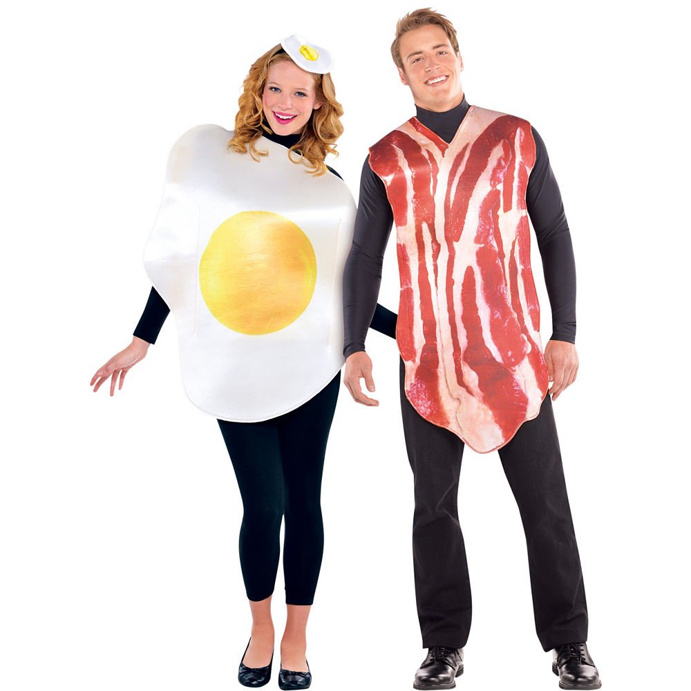 MeatCouncil's tweet photo. .@CMCCVC wishes everyone a safe and happy #Halloween tonight!  You know how we will be dressed. Have fun!
#cdnmeat #pieceofmeat #baconandeggs https://t.co/Ocu0Ul14Tw