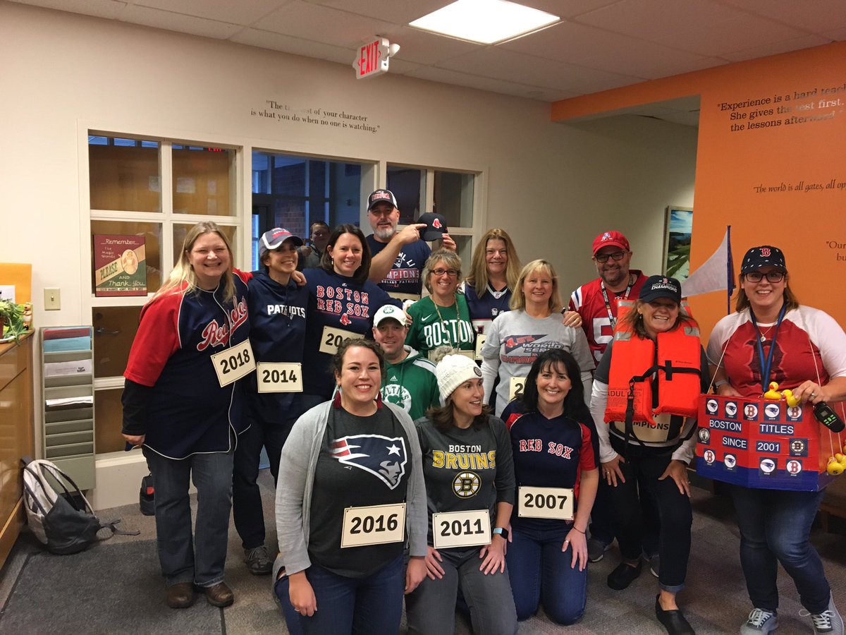 IMSMathGr6's tweet photo. #cityofchampions 
#RedSoxNation 
@IpswichPublic 
Team 6 City of Champions inspired Halloween costume complete with a duck boat! https://t.co/Boku3xYeDG