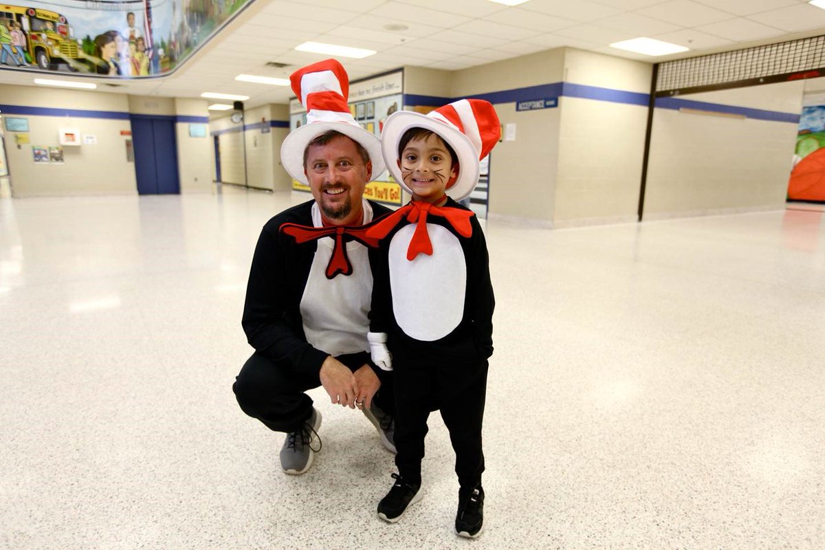 cedeliee's tweet photo. Great day with the staff and students on book character day. Here are some photos..... #centreridgees #otherpeoplematter #region4fcps https://t.co/CzYModFIe8