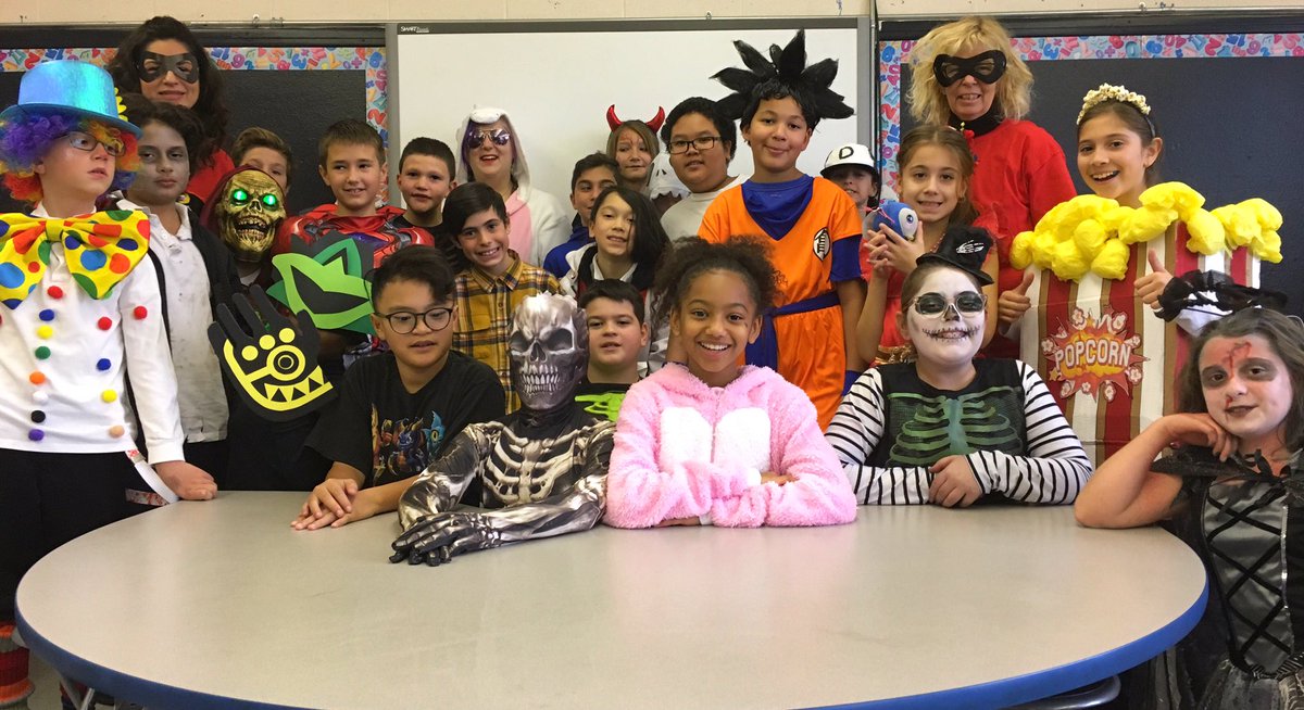 Cycle 3 students with the support of Cynthia Patenaude and Vince Lacroce, organize SHINE program from <a href="/EnfantsRetour/">RéseauEnfantsRetour</a>. Stay safe this Halloween! #WeAreEnglishMtl #EMSBsca