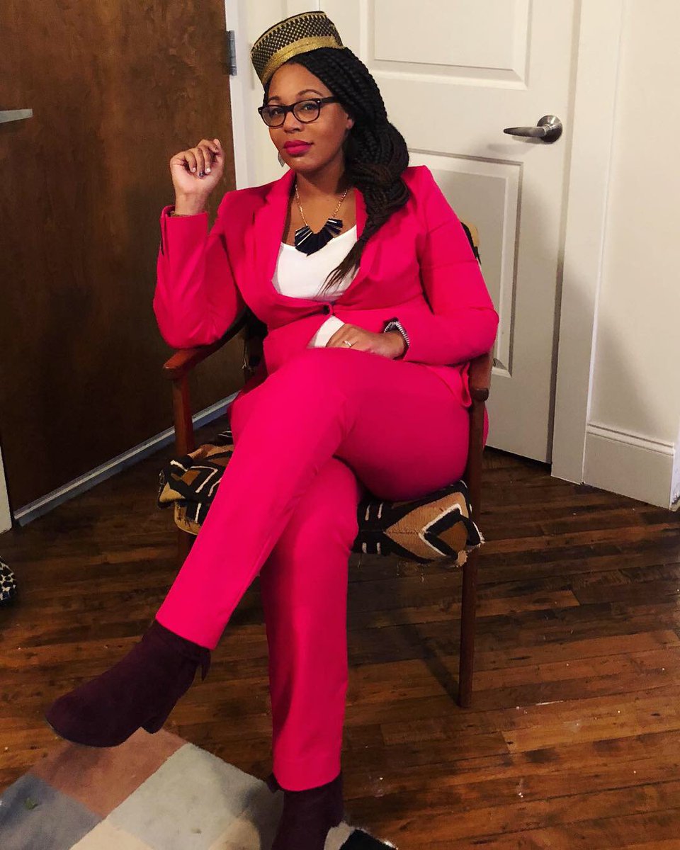 mariontjohnson's tweet image. They been tryin hard 
Just to make us all vanish 
I suggest they put a flag
On a whole other planet 
#djangojane #HappyHalloween #janellemonae #dirtycomputer #pynk #BlackGirlMagic