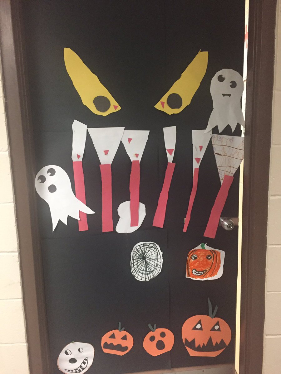 talvarezclass's tweet photo. Great collaboration this am! Ss were asked: how would you like to decorate our door for Halloween? Ss shared their ideas and agreed to turn it into a monster!!!! #studentvoice #studentchoice #creativity #problemsving @McHughEduCentre @dastidaberisha @DrinaHunink https://t.co/hDuX3djkTL