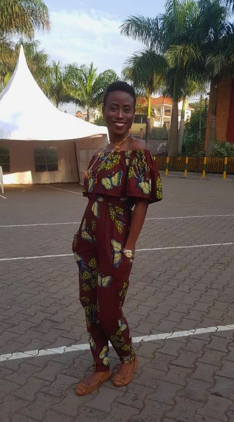 _zapadera's tweet photo. Off-Shoulder Jumpsuit 

#africanprint #kitengi #ankara #offshoulder #offshoulderjumpsuit #jumpsuit #africandesigners #africanprint #africanfashion #africanclothing #handmade #madeinafrica #style #ugandandesigner #madeinuganda #ugandanfashion #blackgirlmagic #blackownedbusiness https://t.co/eTBZzo8yrC