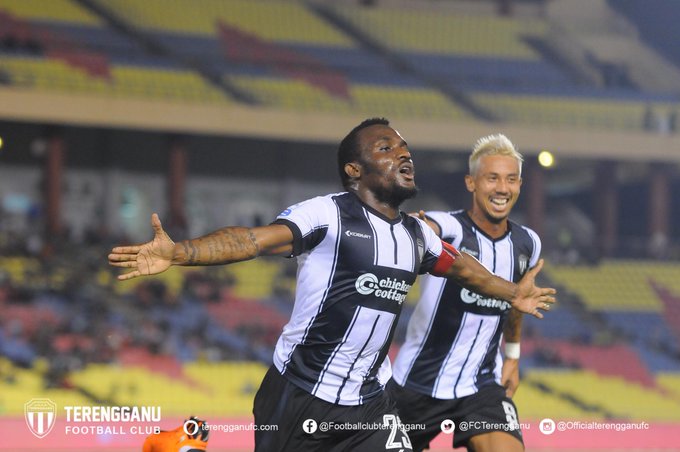 View image on Twitter