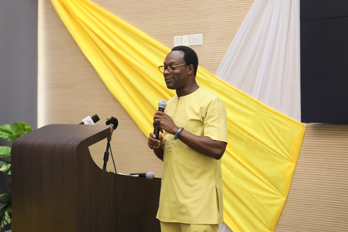 MTNGhana's tweet photo. Our CEO @selorm_adadevoh gives the opening remarks at the Customer Service Month Awards.
#CSMonth #HappyCustomer https://t.co/7wnscXJQMC