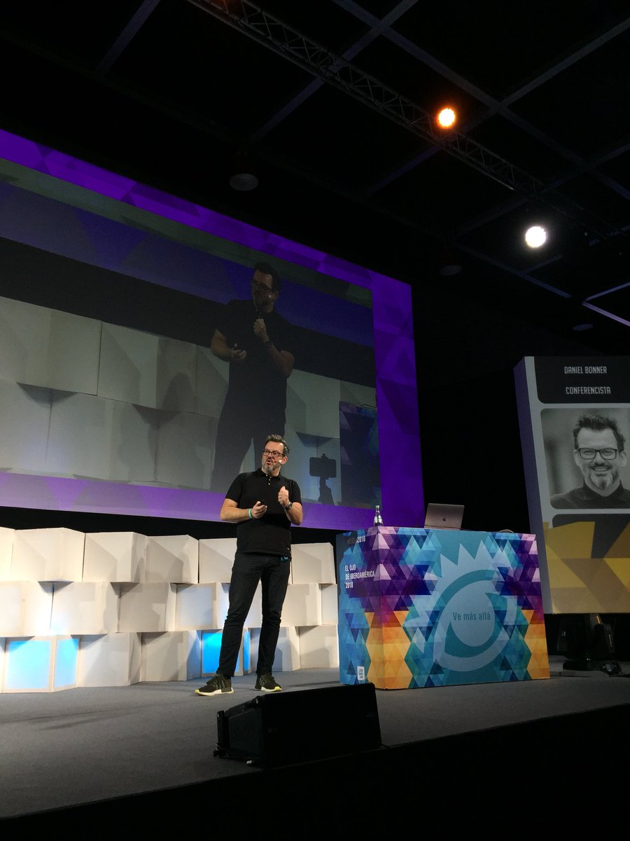 elojofestival's tweet photo. “Tienes la idea, después tienes que remover las barreras para hacerla realidad” @3onner @Wunderman https://t.co/3R43k69fot