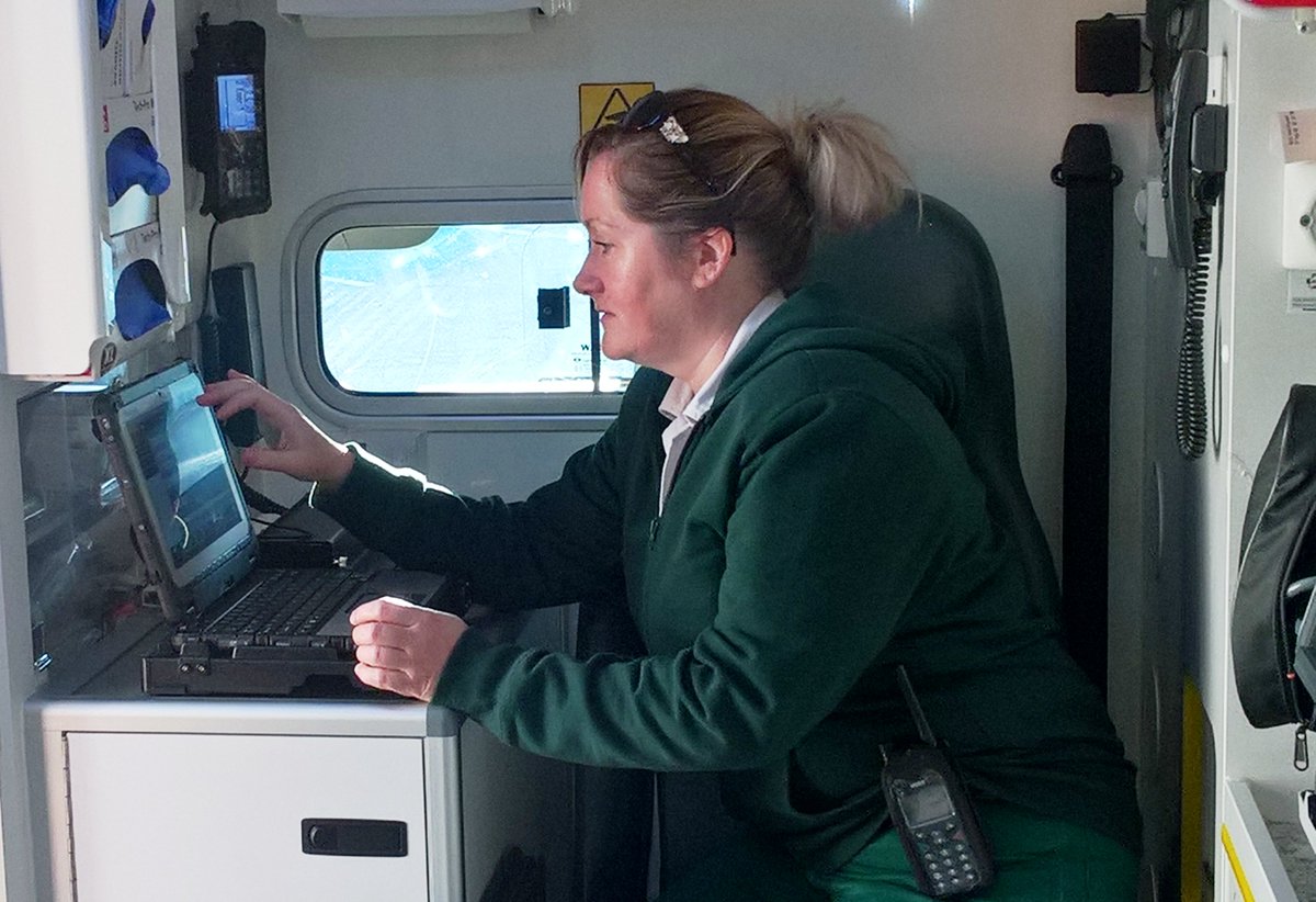 AmbulanceNAS's tweet photo. @AmbulanceNAS #ePCR go-live in # Roscrea 👏 🚑 congratulations to all practitioners. #teamwork #Patientfirst
@NasDirector @cathal1972  #BuildingABetterHealthService @ehealth4all
@CCIO_IRL @dwillis01 https://t.co/LjDGtUu0Oq