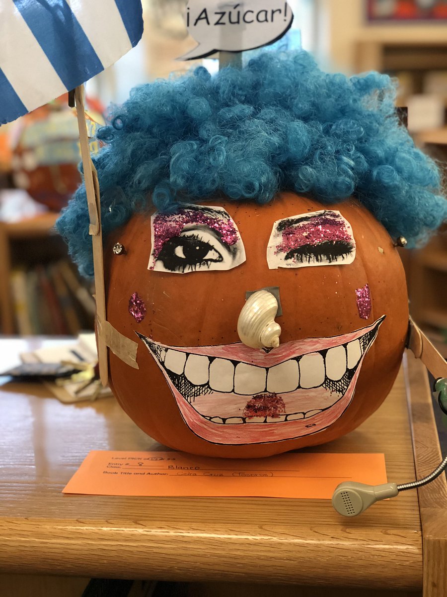 LaKesha_Drinks's tweet photo. Congratulations to Ms. H’s class @HedayatifarS (1st place), Ms. Blanco’s class @Fabilonga (2nd place), and Ms. Schoemann’s class @GTSchoemann (3rd place) for placing in our book character pumpkin contest! @GTGrizzlyBears @AISD_LangArts @AISDArea2Proud https://t.co/LpTRjV342Y