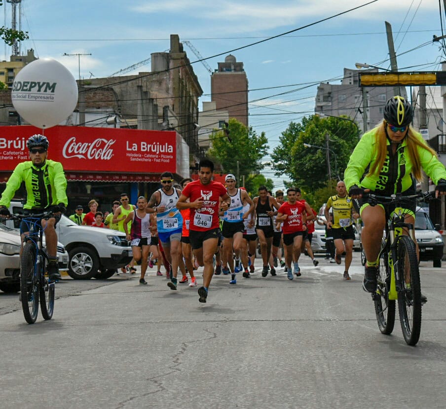 mlife2280's tweet photo. Lo que fue la maraton de #correpilar
@Osdepym presente .
Linda jornada .. https://t.co/NUEAJIdpjh