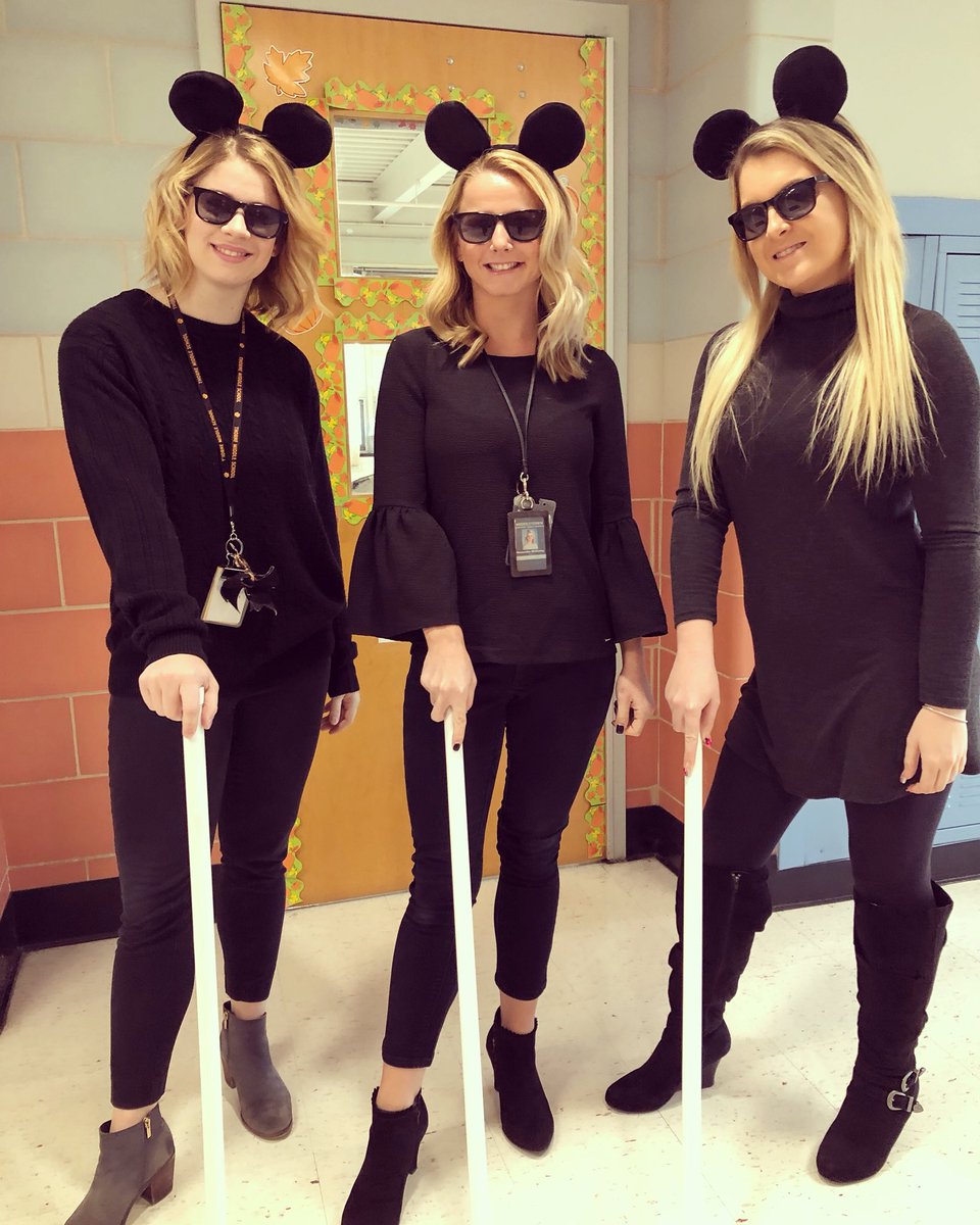 The Three Blind Mice 🐭🐭🐭 <a href="/MissWardThorne/">lori ward</a> @Ms_Keers <a href="/thorne_ms/">Thorne Middle School</a> <a href="/MTPSCalabro/">MTPS Genesis</a> #MTPSPride 🎃👻