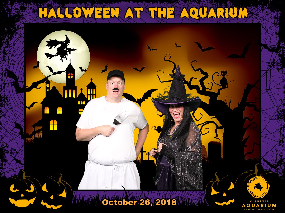 sodexoUSA's tweet photo. This photo is from Halloween at the Aquarium, an evening of games, prizes, and spooky entertainment at the @VAAquarium. Pictured are Sodexo team members Steve Rochna and Donna Gibson who had a blast serving snacks to event attendees! #HappyHalloween https://t.co/15jv5vpoMi
