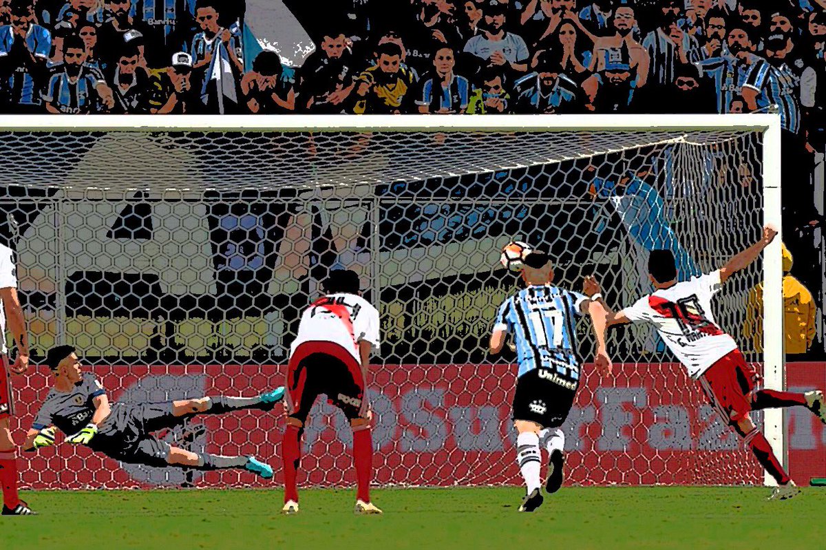 facunmoreno2's tweet photo. Estás muy loco! @PityMartinez_10 #RiverFinalista #RiverALaFinal #Muñecoooooooo https://t.co/fl3k6xoGjm