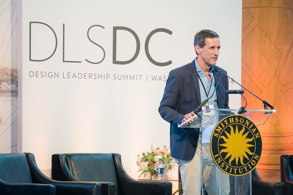 LEGORRETA_ARQS's tweet photo. Hace unos días, #VíctorLegorreta tuvo el honor de ser invitado a participar en el evento #DesignLeadershipNetwork ( @designleadershipnetwork ), en #Washington.
#Legorreta #2018DLSDC
📸: Sydney Gemes. https://t.co/UKzt5seAEB