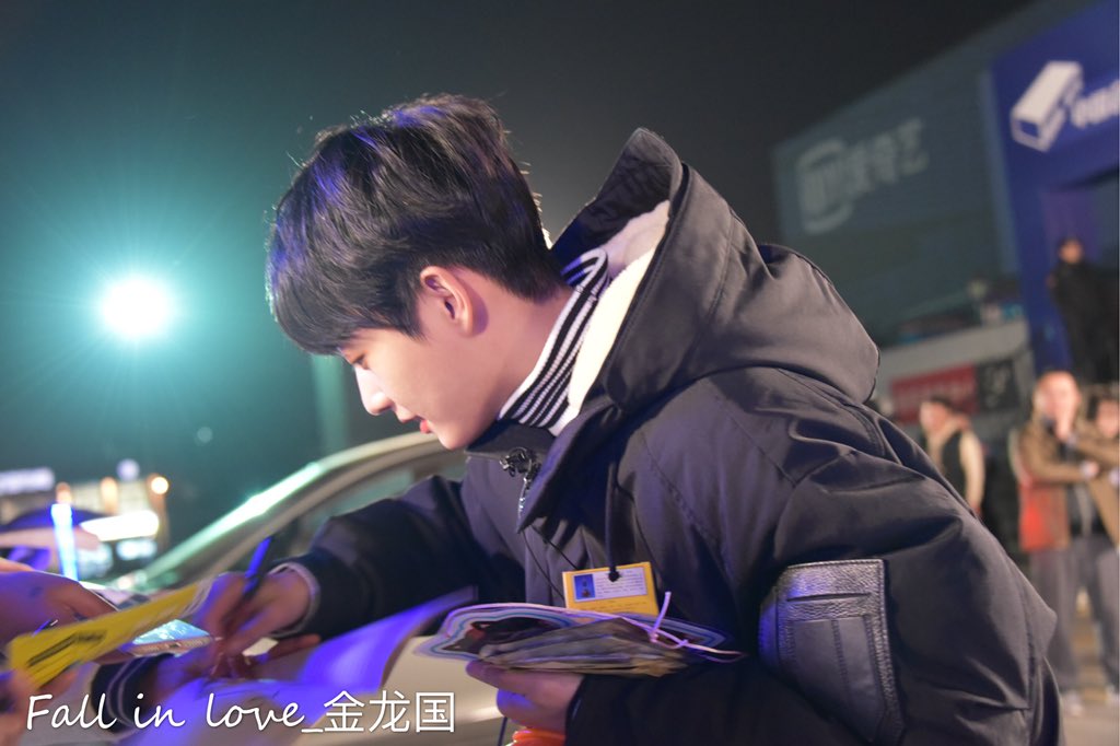 Fallinlove金龙国 tweet media