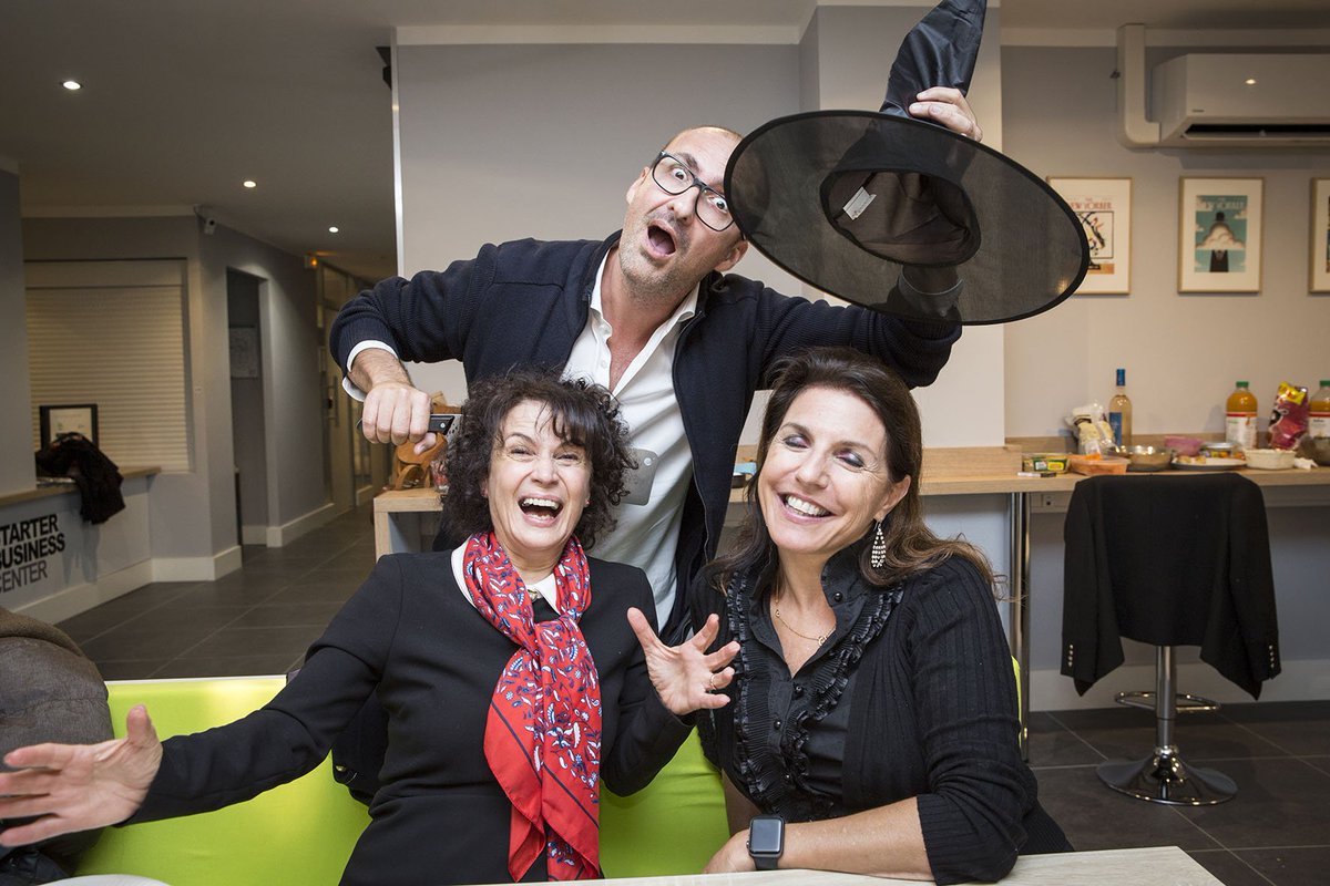 STARTcotedazur's tweet photo. Ce midi, c'était #Halloween au Starter Business Center ! Et on a frissonné grâce à une partie des équipes de #Rivierapress et @Datacorptechno
Happy Halloween everyone !
#event #starterbusinesscenter #rivierapress #datacorp #scaryteam #goodtimes https://t.co/fNsffpJIyK