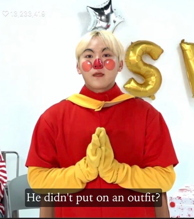 SeungkwanBRA's tweet image. [#PRINTSCREEN] 31.10.18 Fantasia de Anpanman do Seungkwan para a live especial de Halloween. 

“Ele não colocou uma fantasia?”