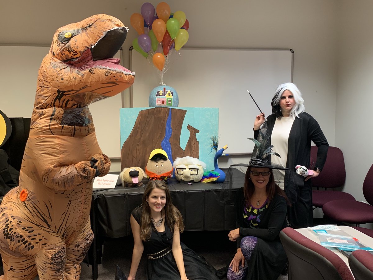 Region12ERate's tweet photo. Halloween @ESCRegion12 with our 2nd Annual pumpkin decorating contest in full force! https://t.co/NkKSLno7gU