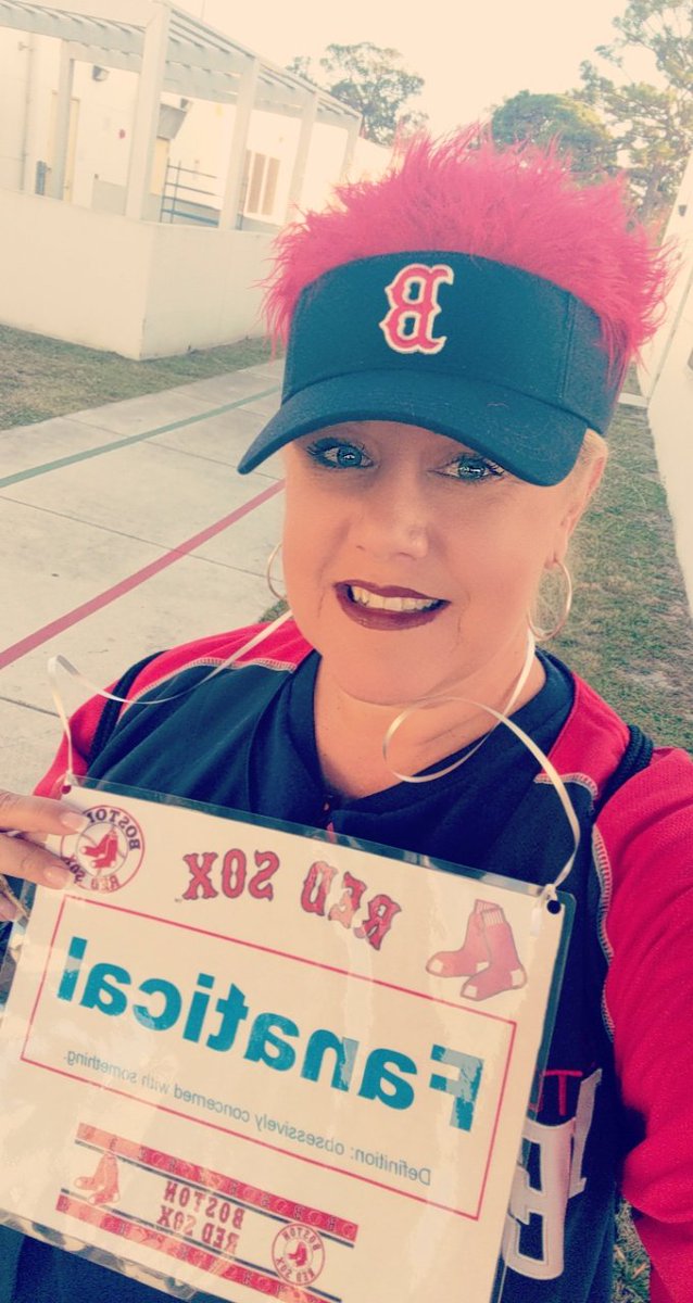 KathyBaich1's tweet photo. Can't be in Boston for the Red Sox World Series Parade ❤️⚾💙 so I'm celebrating at our Vocabulary Parade #AssistantPrincipal #LovetheSox @StLucieSchools @RedSox @CityOfBoston https://t.co/G6ig7shNcc