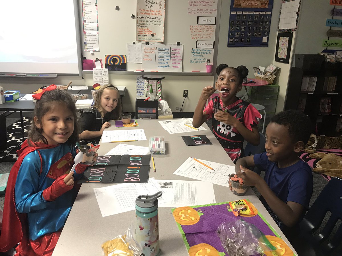 mrskoenigseder's tweet photo. Procedural text with Dirt Worm Pudding on Halloween @CoxElementary https://t.co/G4L44QAb2c
