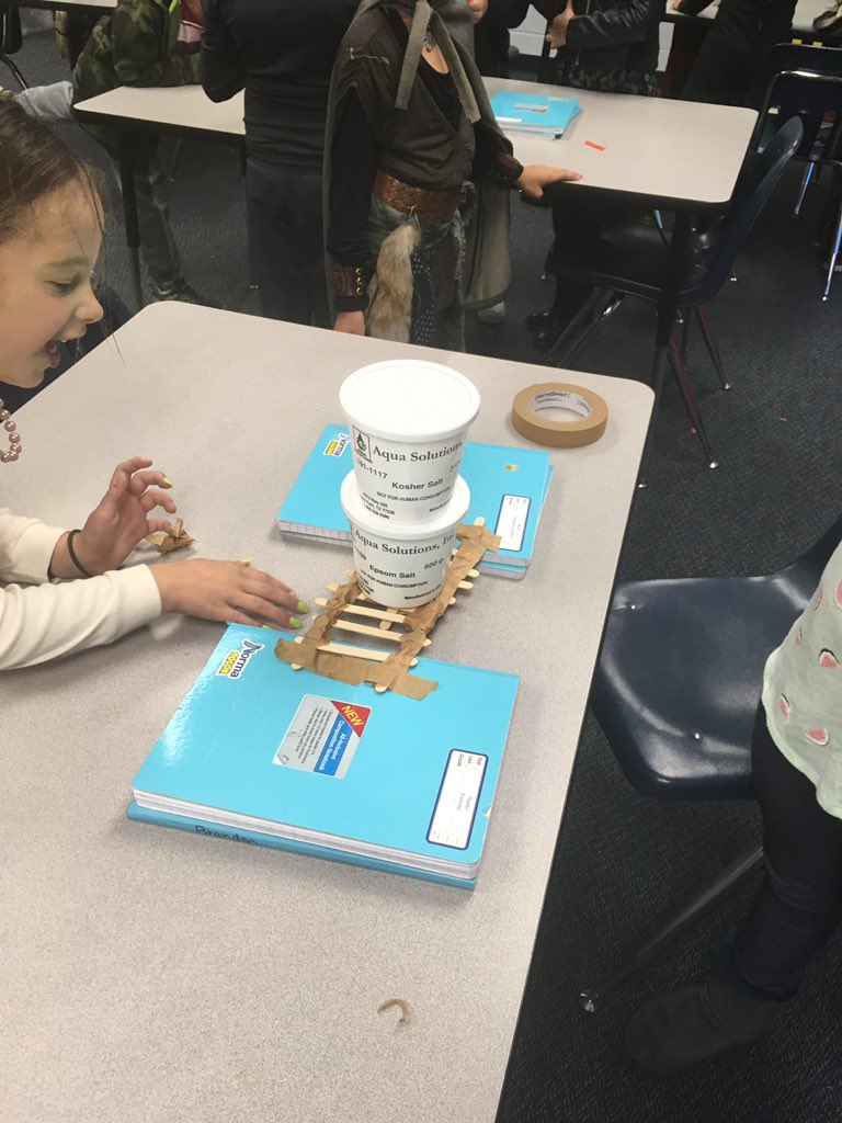 ADVanceEducator's tweet image. After our 1st science exemplar, 2nd grade students came to the conclusion that scientists read, write, do math and build (just to name a few)! Therefore we gave ourselves a challenge to do it all with our bridge challenge 🌉 @Cante2_CIS #CIS_APS #STEAM